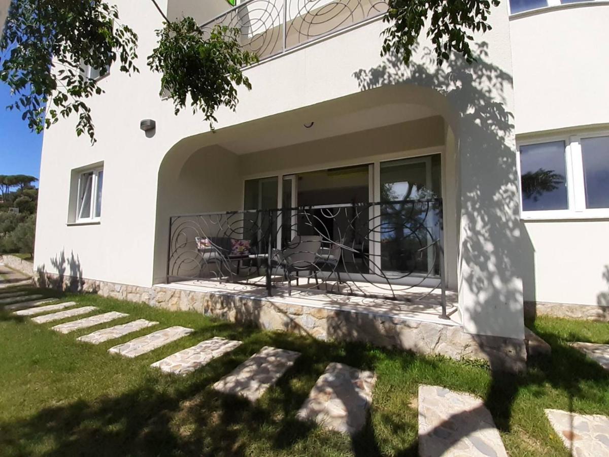 Apartment Mia 라브 외부 사진